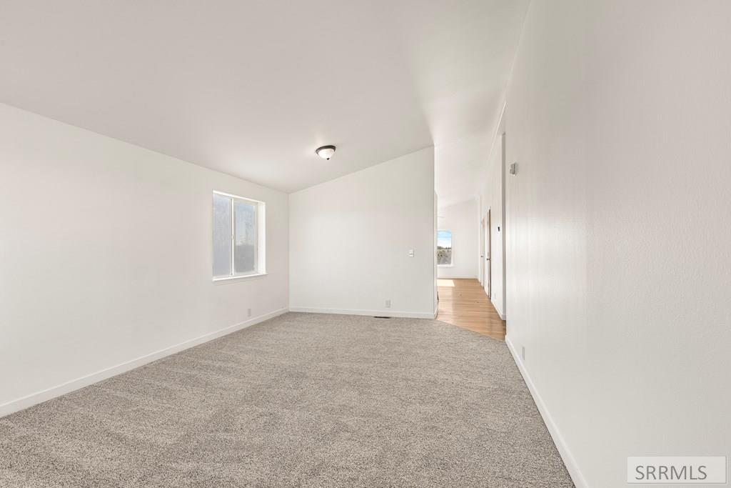 789 South 1400 West Pingree, ID 83262 - Photo 12 of 50 Living Room