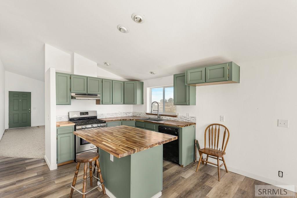 789 South 1400 West Pingree, ID 83262 - Photo 13 of 50 Kitchen
