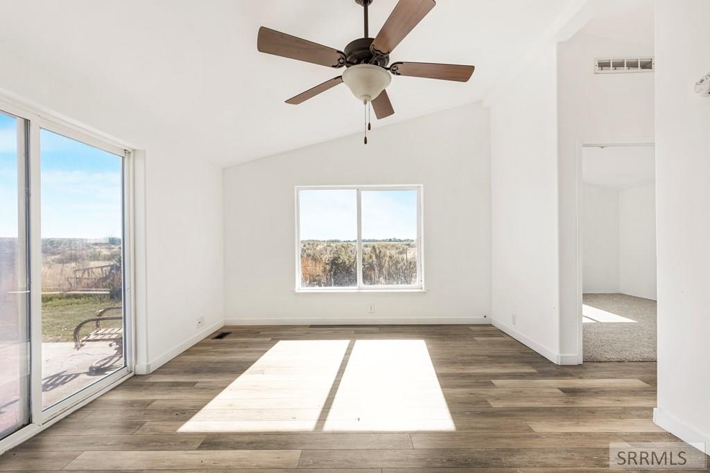 789 South 1400 West Pingree, ID 83262 - Photo 20 of 50 Dining Area