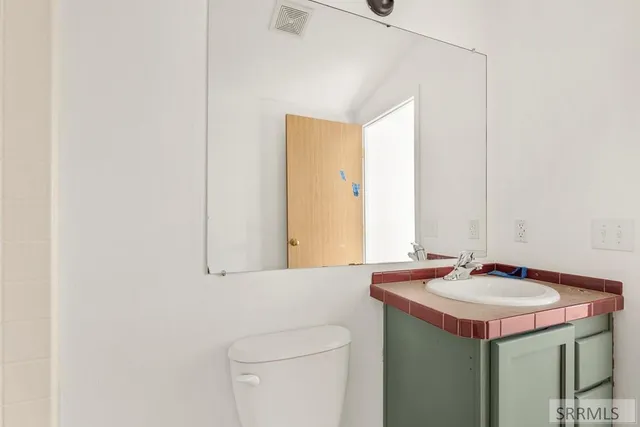 $305,000 | 789 South 1400 West, Pingree, ID 83262