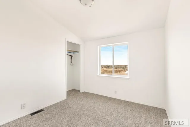 $305,000 | 789 South 1400 West, Pingree, ID 83262