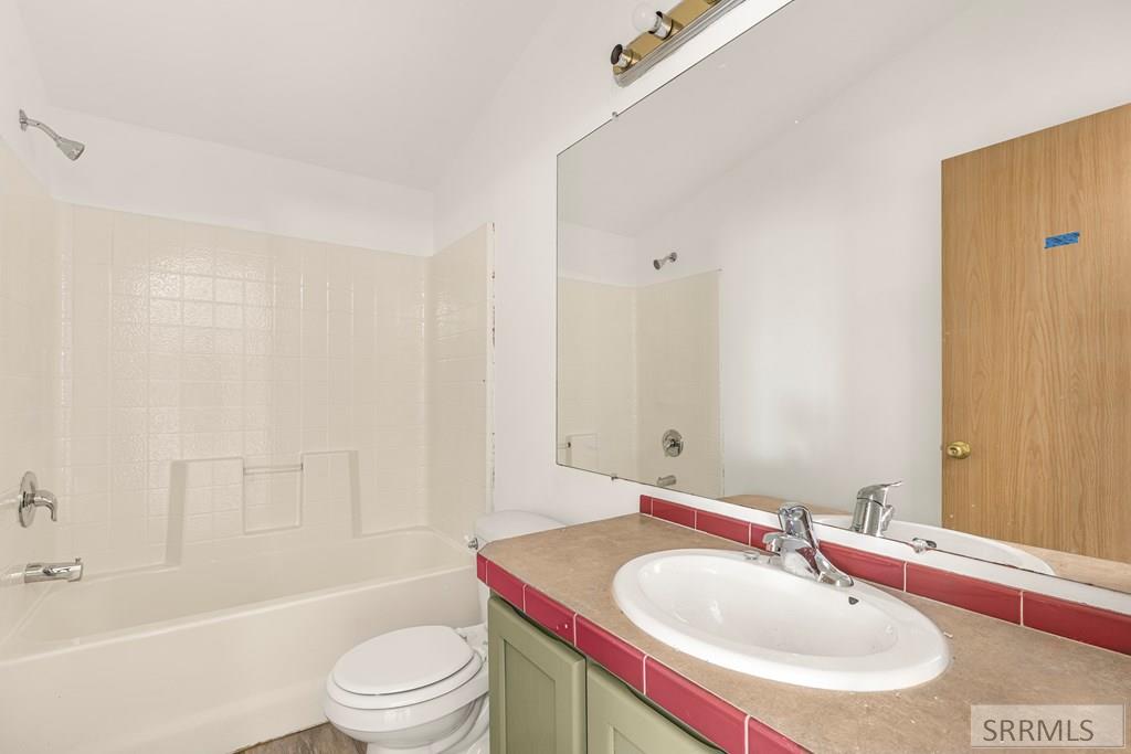 789 South 1400 West Pingree, ID 83262 - Photo 40 of 50 Bathroom