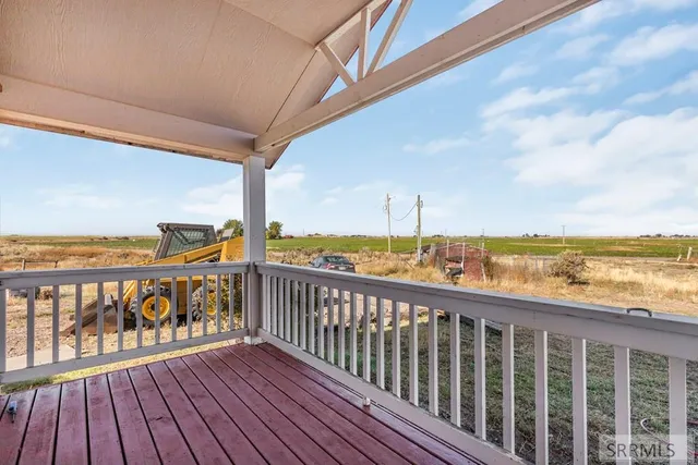 $305,000 | 789 South 1400 West, Pingree, ID 83262