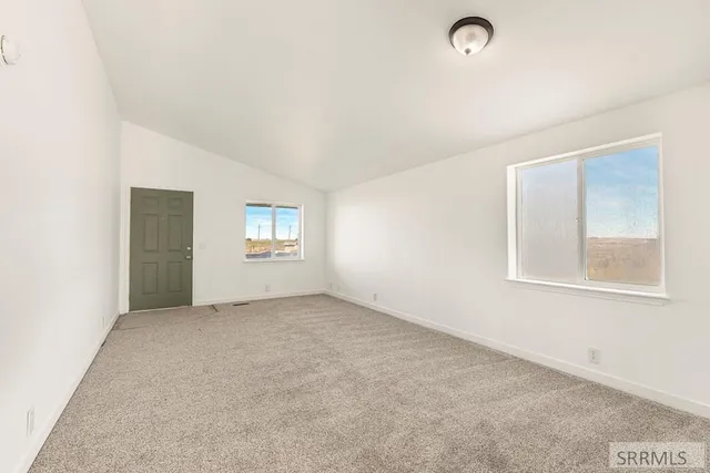 $305,000 | 789 South 1400 West, Pingree, ID 83262