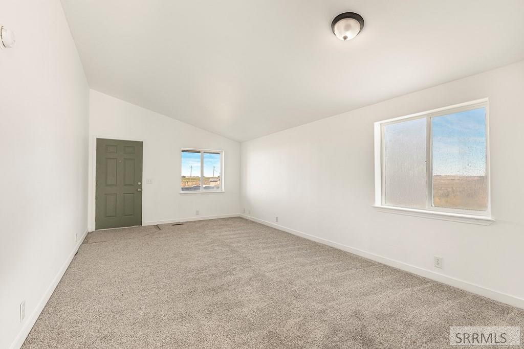 789 South 1400 West Pingree, ID 83262 - Photo 8 of 50 Living Room