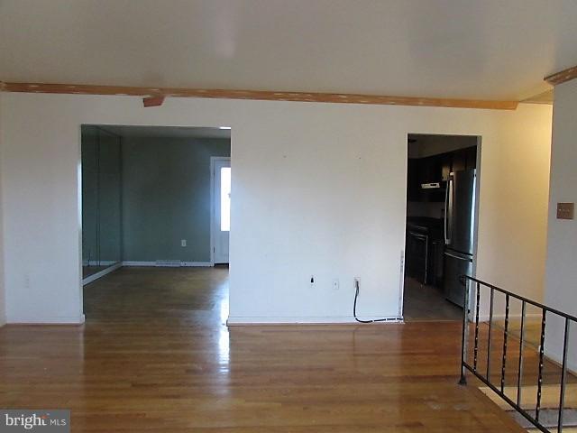 3313 Swann Road Suitland, MD 20746 - Photo 4 of 15 Living Room
