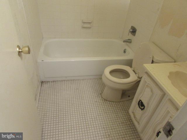 3313 Swann Road Suitland, MD 20746 - Photo 10 of 15 Bath