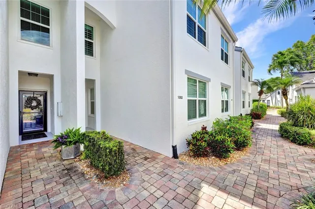 $6,000 | 5945 Sand Wedge Lane, Unit 1003, Naples, FL 34110