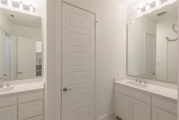 $4,800 | 6105 Echelon Way, Plano, TX 75024