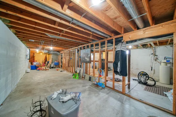 $421,000 | 1268 Maple Lane, Brooklyn, MI 49230