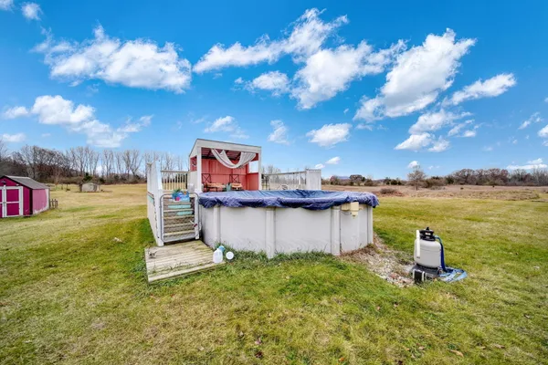 $421,000 | 1268 Maple Lane, Brooklyn, MI 49230