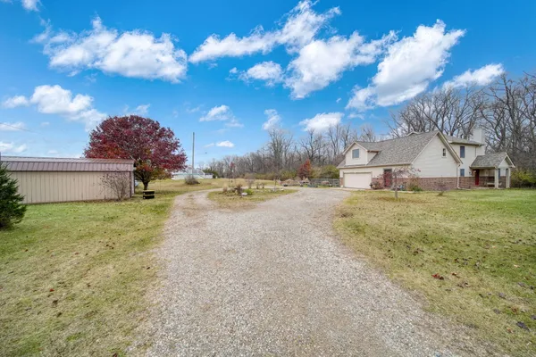 $421,000 | 1268 Maple Lane, Brooklyn, MI 49230