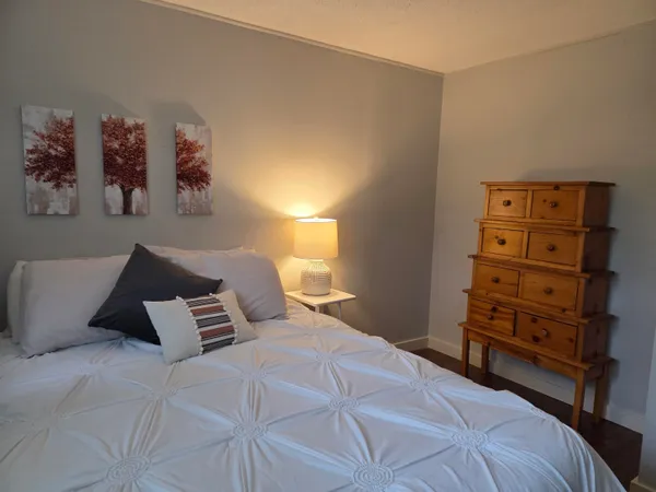 $1,850 | 21 Overlook Road, Unit 5, Campton, NH 03223