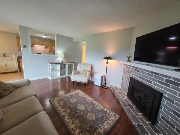 $1,850 | 21 Overlook Road, Unit 5, Campton, NH 03223