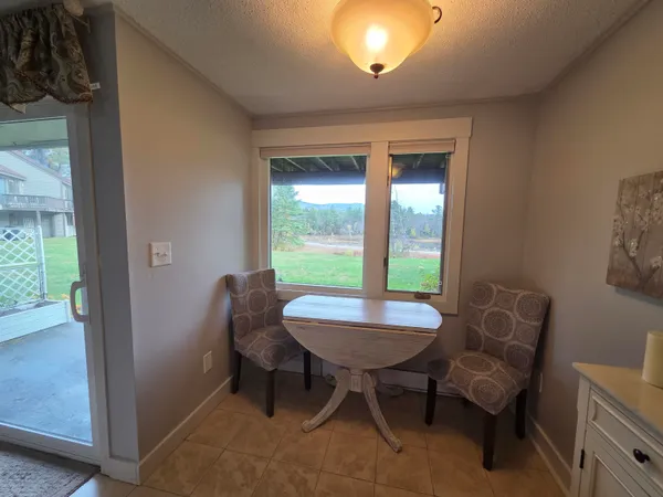 $1,850 | 21 Overlook Road, Unit 5, Campton, NH 03223