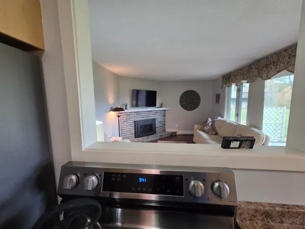 $1,850 | 21 Overlook Road, Unit 5, Campton, NH 03223