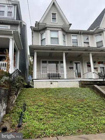 $161,000 | 728 East Broad Street, Tamaqua, PA 18252