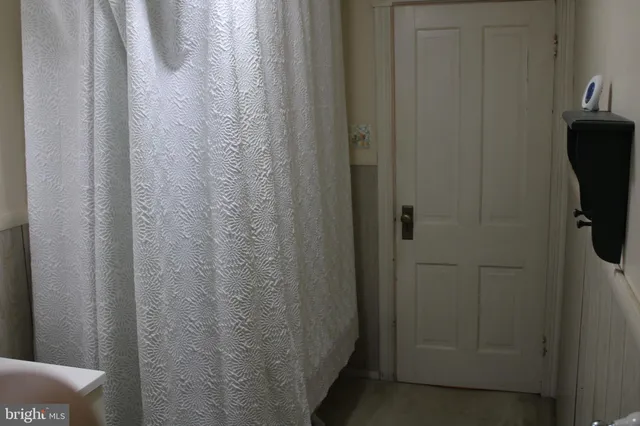 $161,000 | 728 East Broad Street, Tamaqua, PA 18252