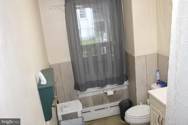 $161,000 | 728 East Broad Street, Tamaqua, PA 18252