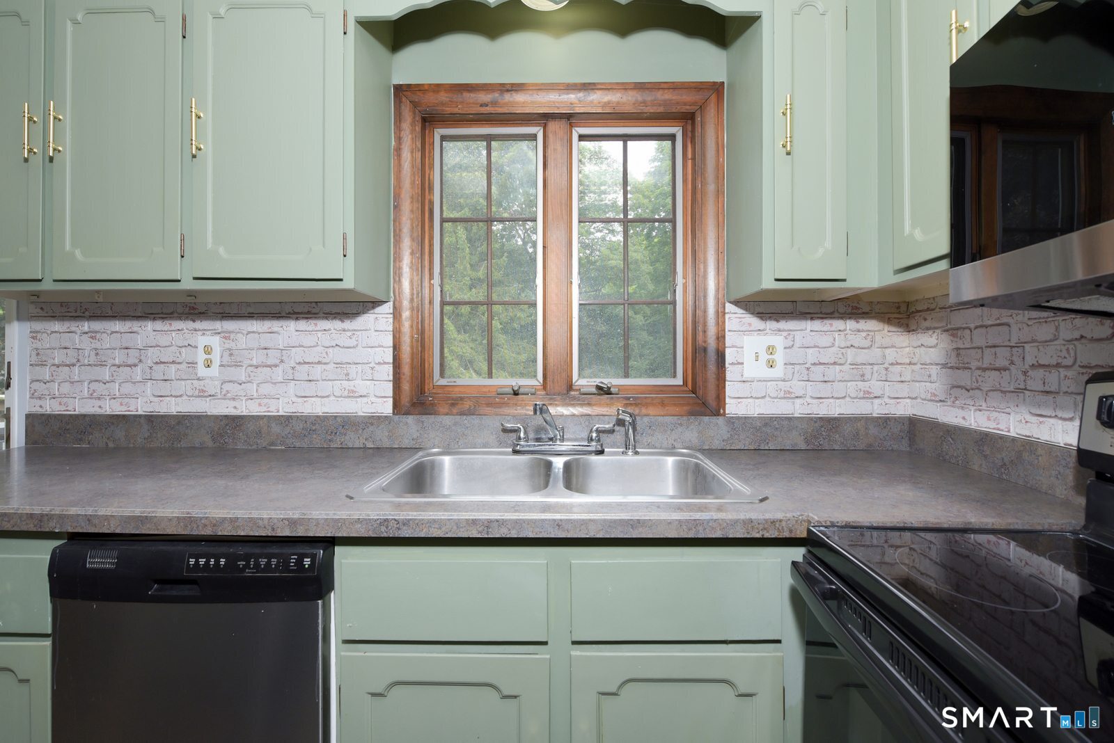 128 Mott Hill Road East Hampton, CT 06424 - Photo 7 of 38