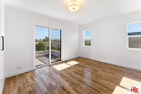 $1,849,000 | Undisclosed Address, Los Angeles, CA 90019