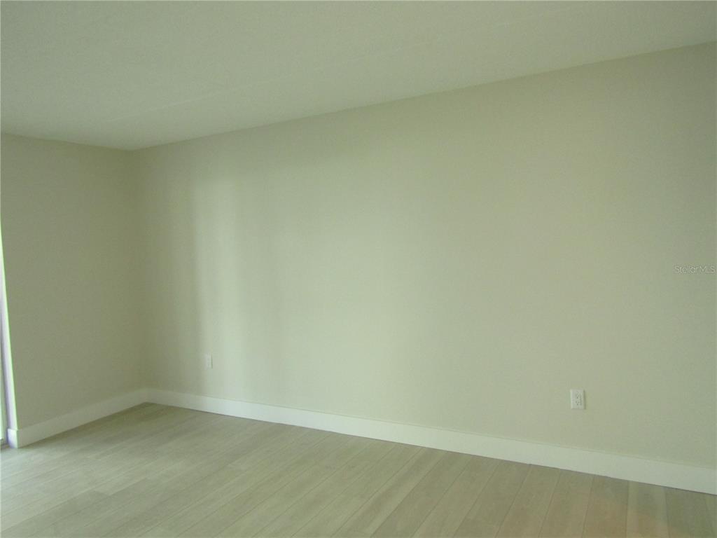 999 Inlet Circle, Unit D101 Venice, FL 34285 - Photo 15 of 29 a view of an empty room