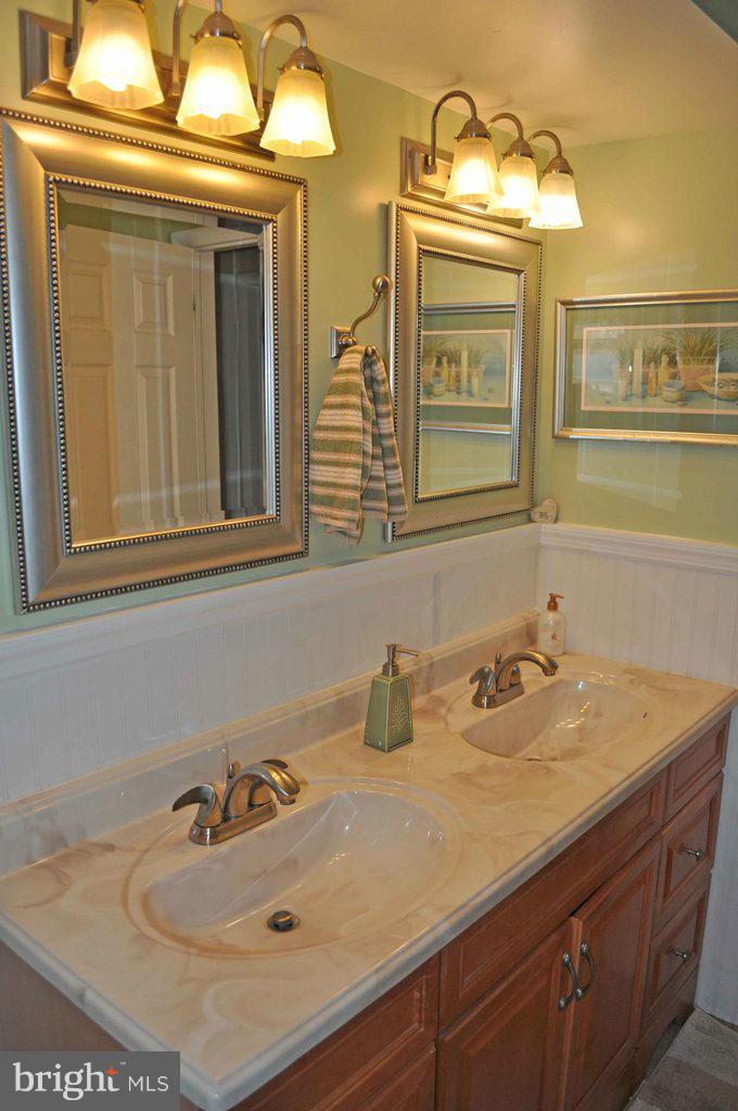 304 Kolbe Road Westminster, MD 21157 - Photo 19 of 30 Bath