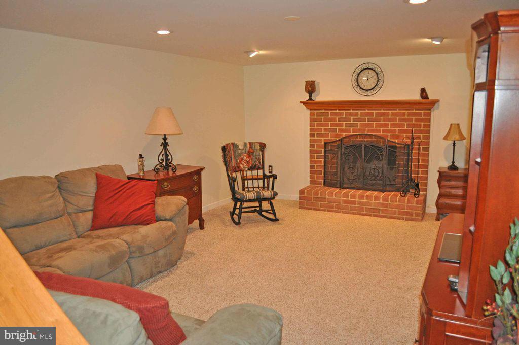 304 Kolbe Road Westminster, MD 21157 - Photo 22 of 30 Interior (General)