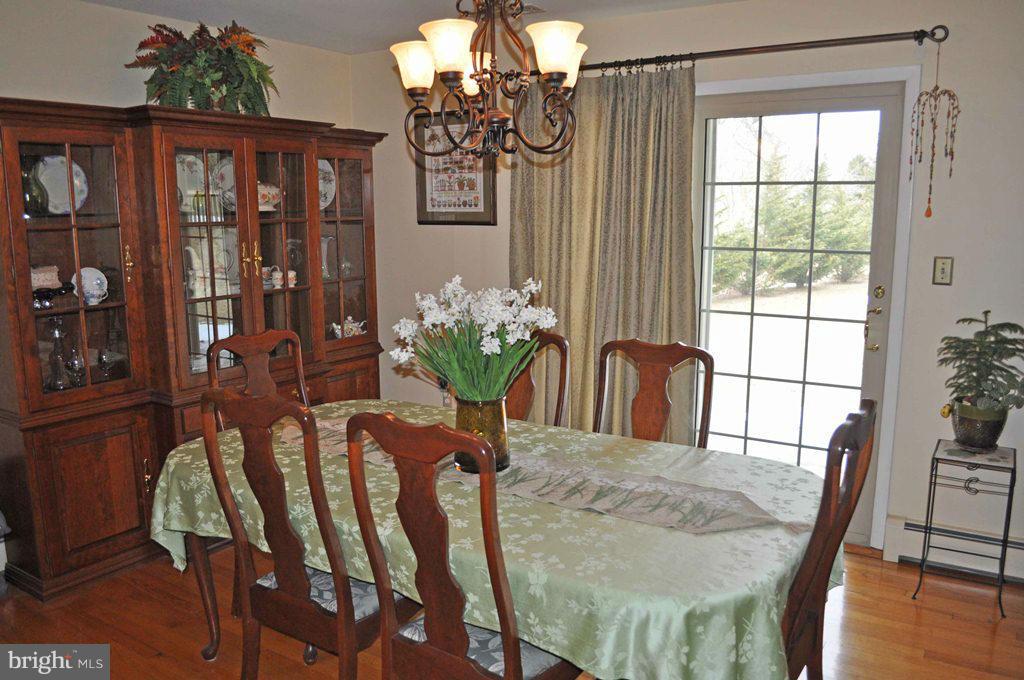 304 Kolbe Road Westminster, MD 21157 - Photo 6 of 30 Dining Room