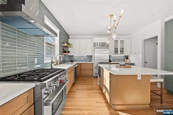 $2,500,000 | 55 Reservoir Avenue, Jersey City, NJ 07307