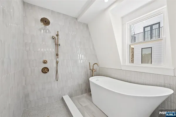 $2,500,000 | 55 Reservoir Avenue, Jersey City, NJ 07307