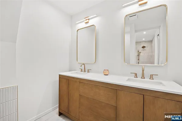 $2,500,000 | 55 Reservoir Avenue, Jersey City, NJ 07307