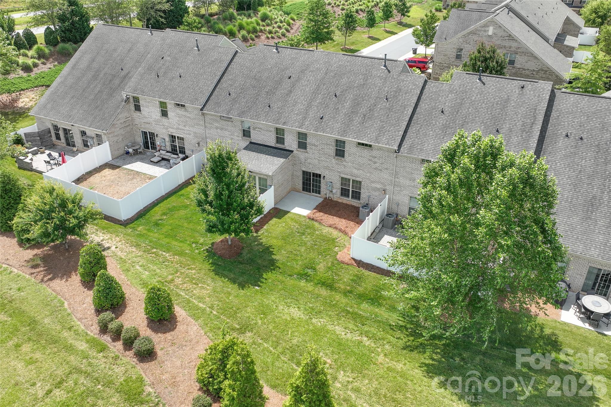 4010 Woodsmill Road Fort Mill, SC 29707 - Photo 31 of 37