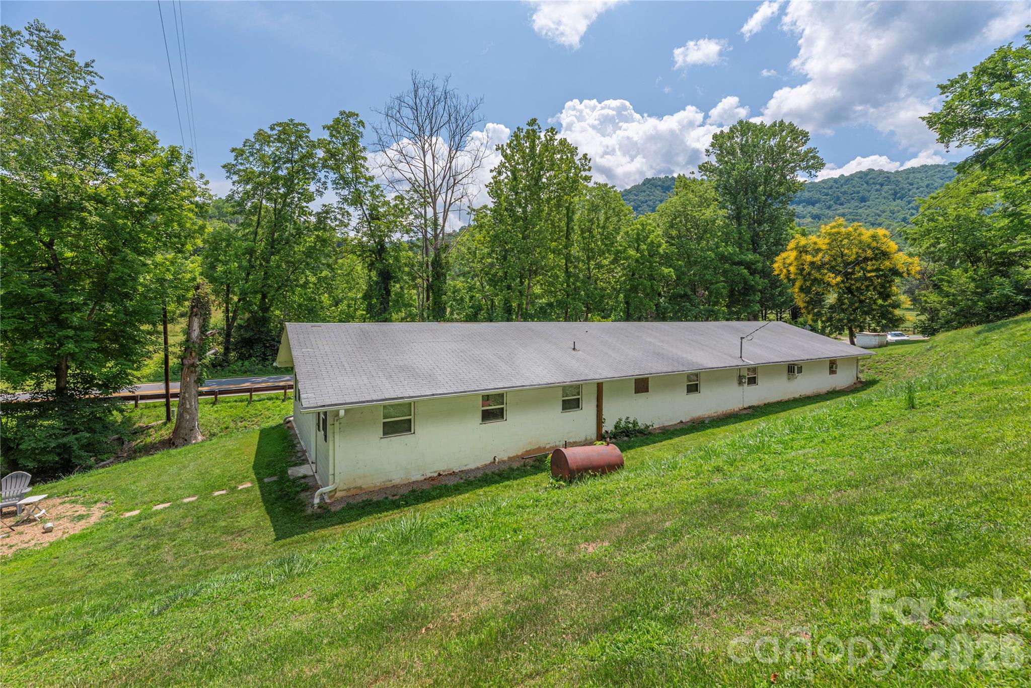 702 Love Joy Road Canton, NC 28716 - Photo 35 of 40