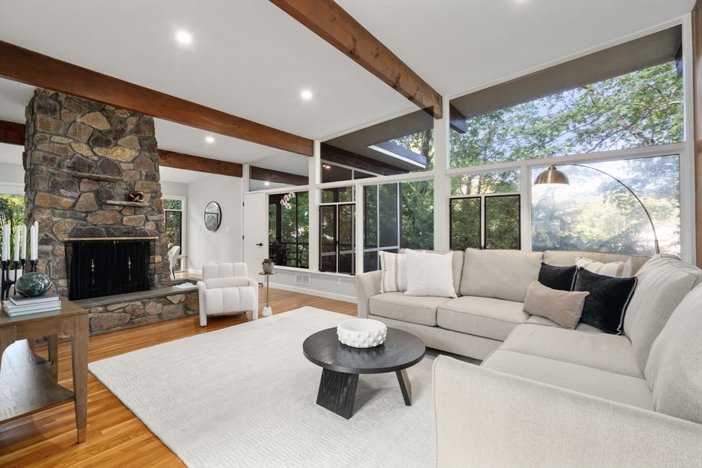 47 Nancy Road Newton, MA 02467 - Photo 5 of 27