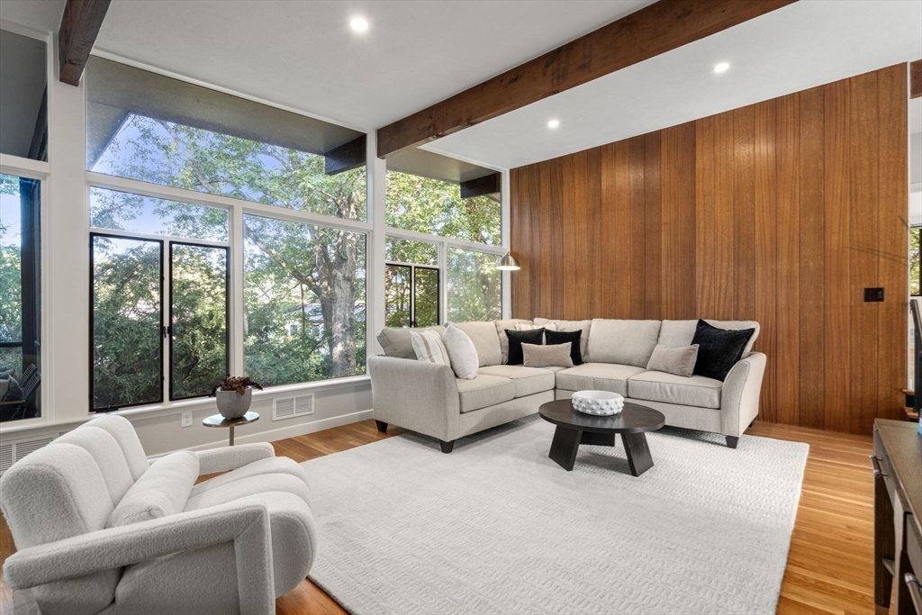 47 Nancy Road Newton, MA 02467 - Photo 8 of 27