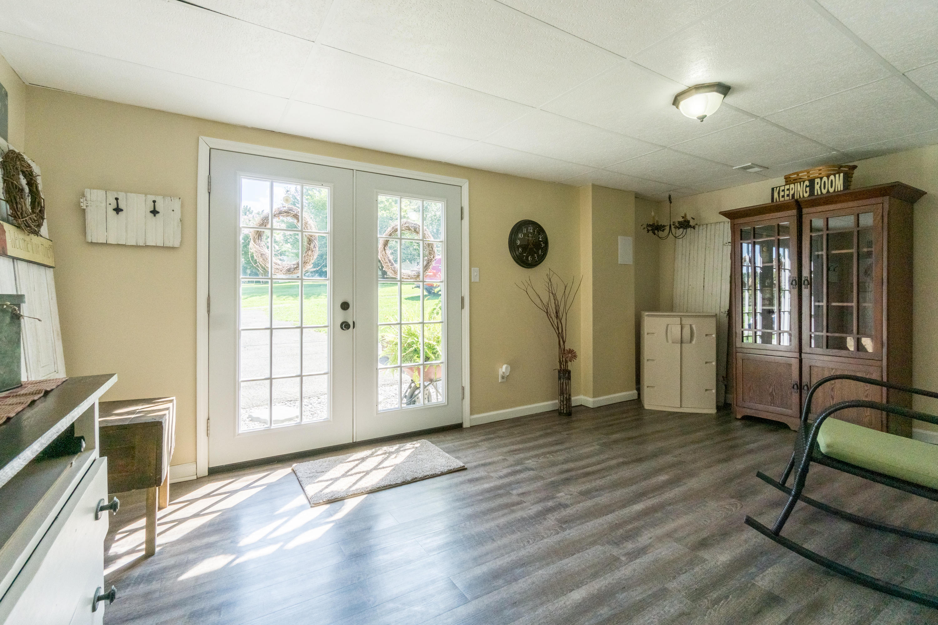 196 Old Kile Lake Road Cleveland, TN 37323 - Photo 19 of 34 livingroom-basement