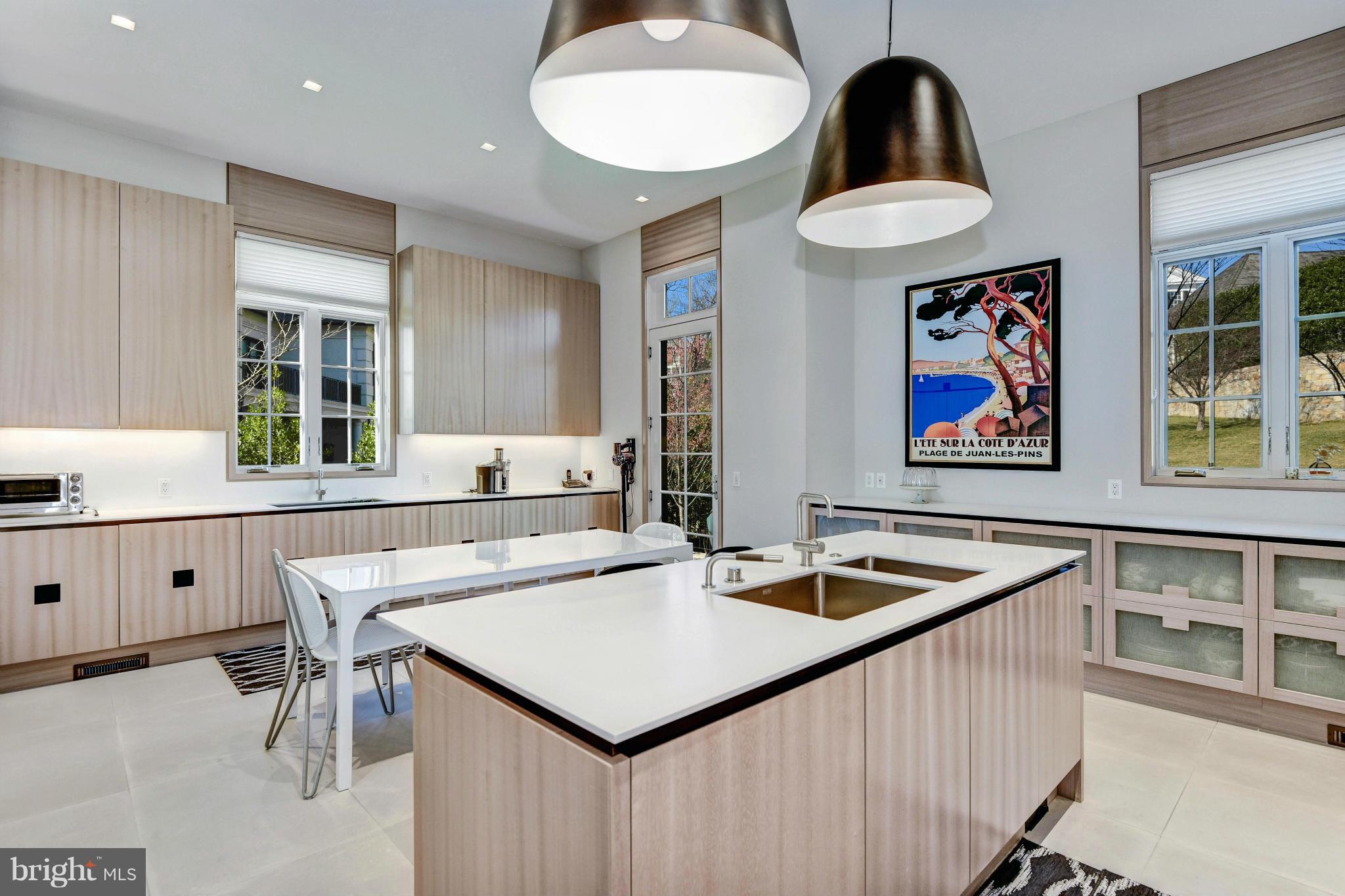 2121 Dunmore Lane Washington, DC 20007 - Photo 14 of 30 Kitchen