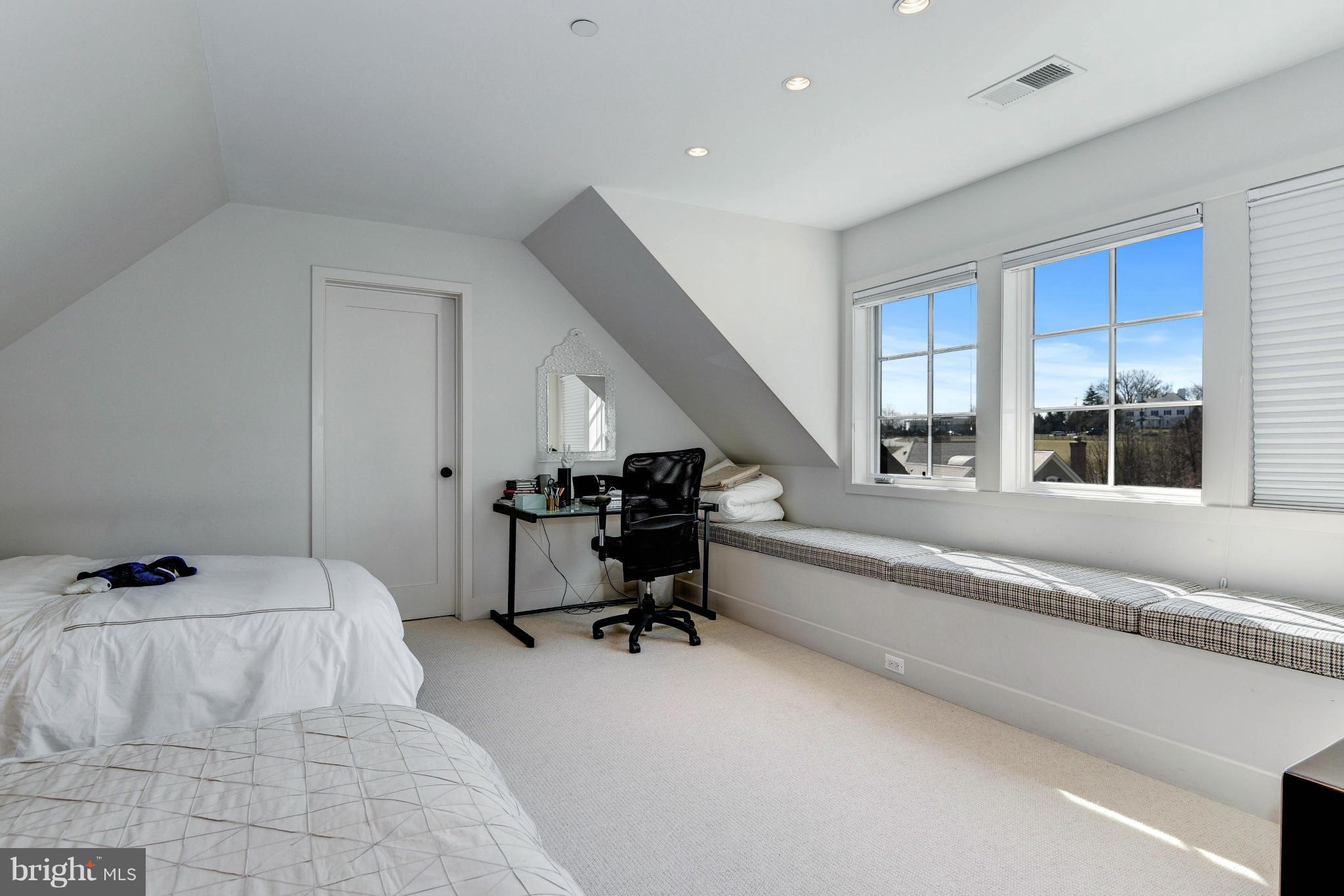 2121 Dunmore Lane Washington, DC 20007 - Photo 25 of 30 Fifth Bedroom