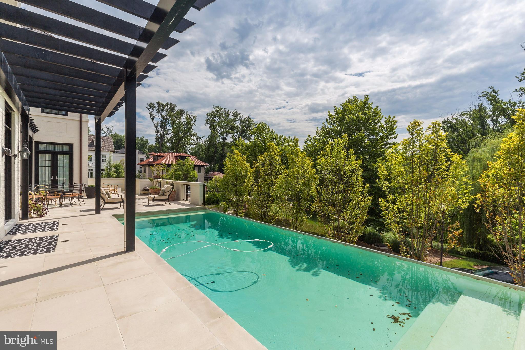 2121 Dunmore Lane Washington, DC 20007 - Photo 28 of 30 Exterior (General)