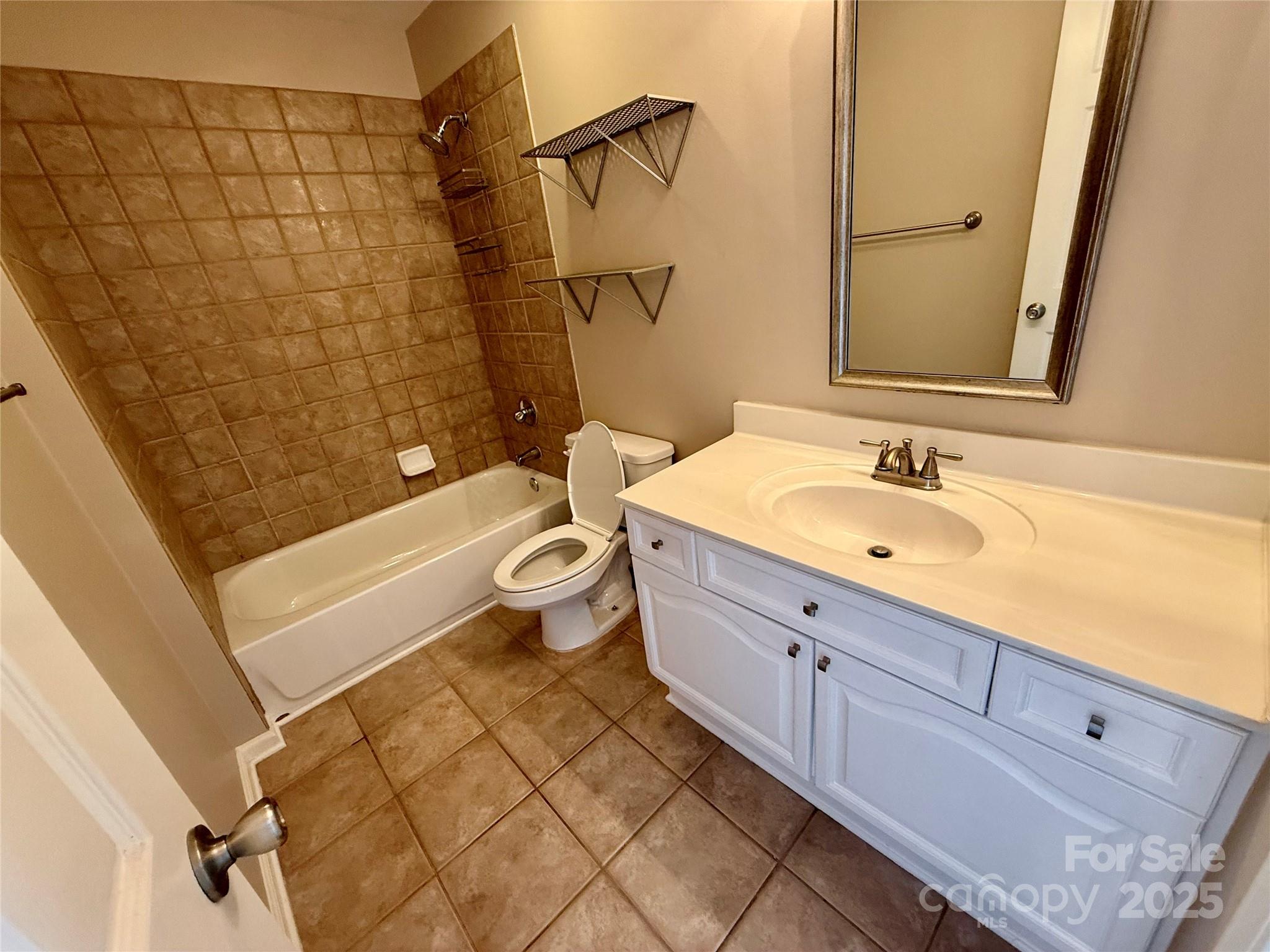 4930 Sardis Road, Unit C Charlotte, NC 28270 - Photo 19 of 33