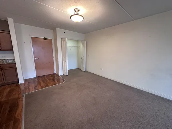 $274,900 | 9864 Leland Avenue, Unit 214, Schiller Park, IL 60176