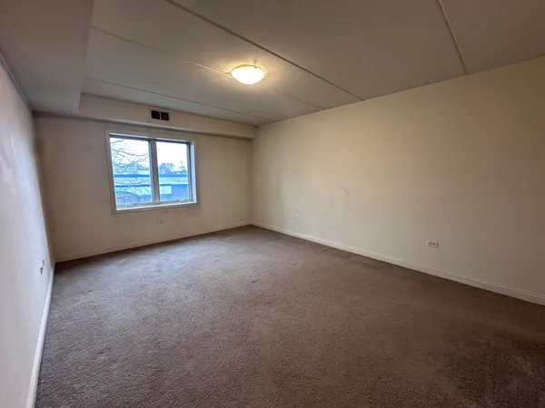 $274,900 | 9864 Leland Avenue, Unit 214, Schiller Park, IL 60176
