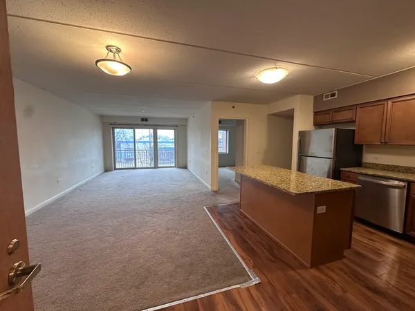 $274,900 | 9864 Leland Avenue, Unit 214, Schiller Park, IL 60176