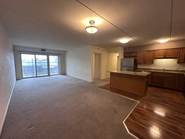 $274,900 | 9864 Leland Avenue, Unit 214, Schiller Park, IL 60176