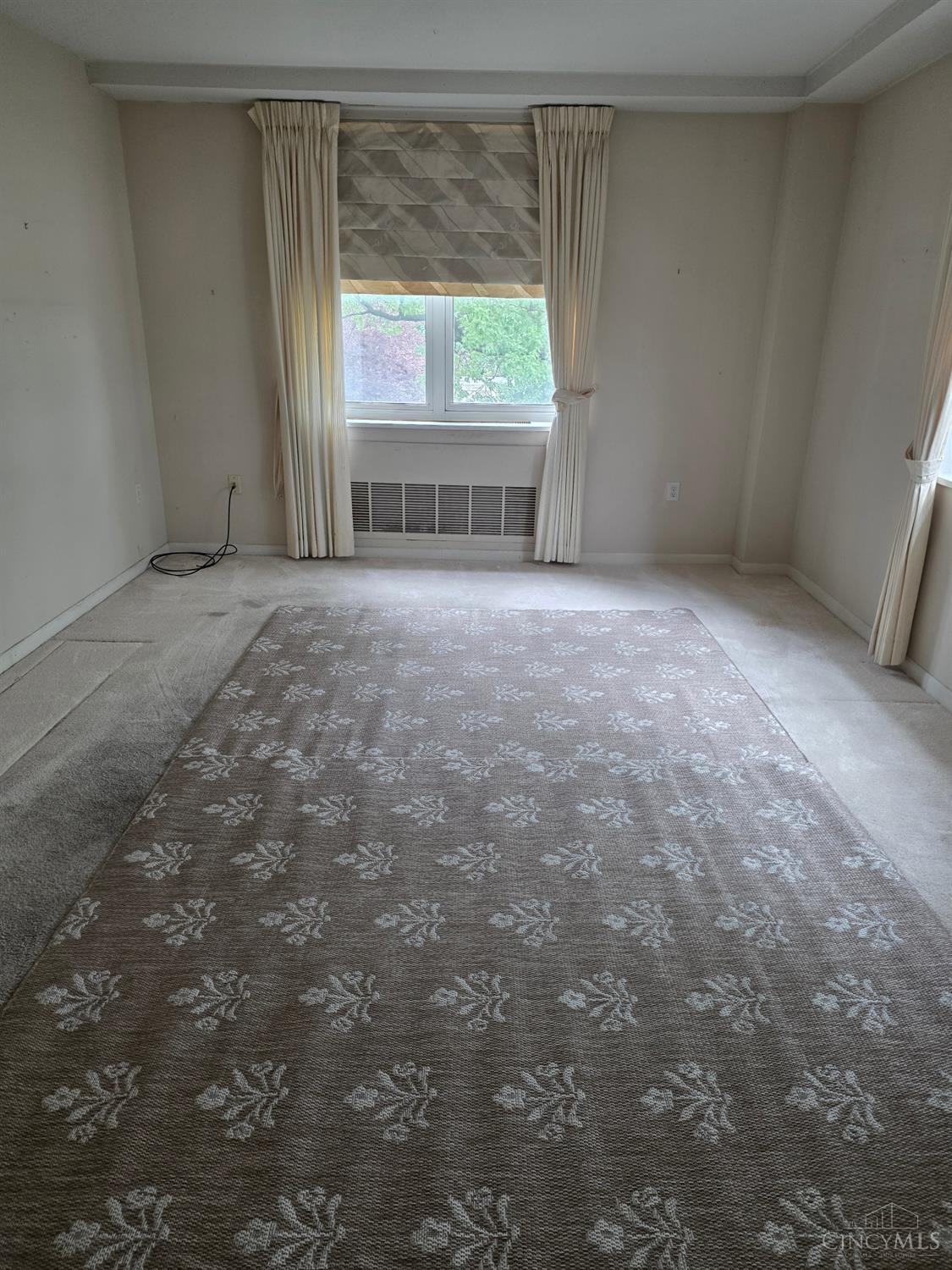 2444 Madison Road Cincinnati, OH 45208 - Photo 21 of 26