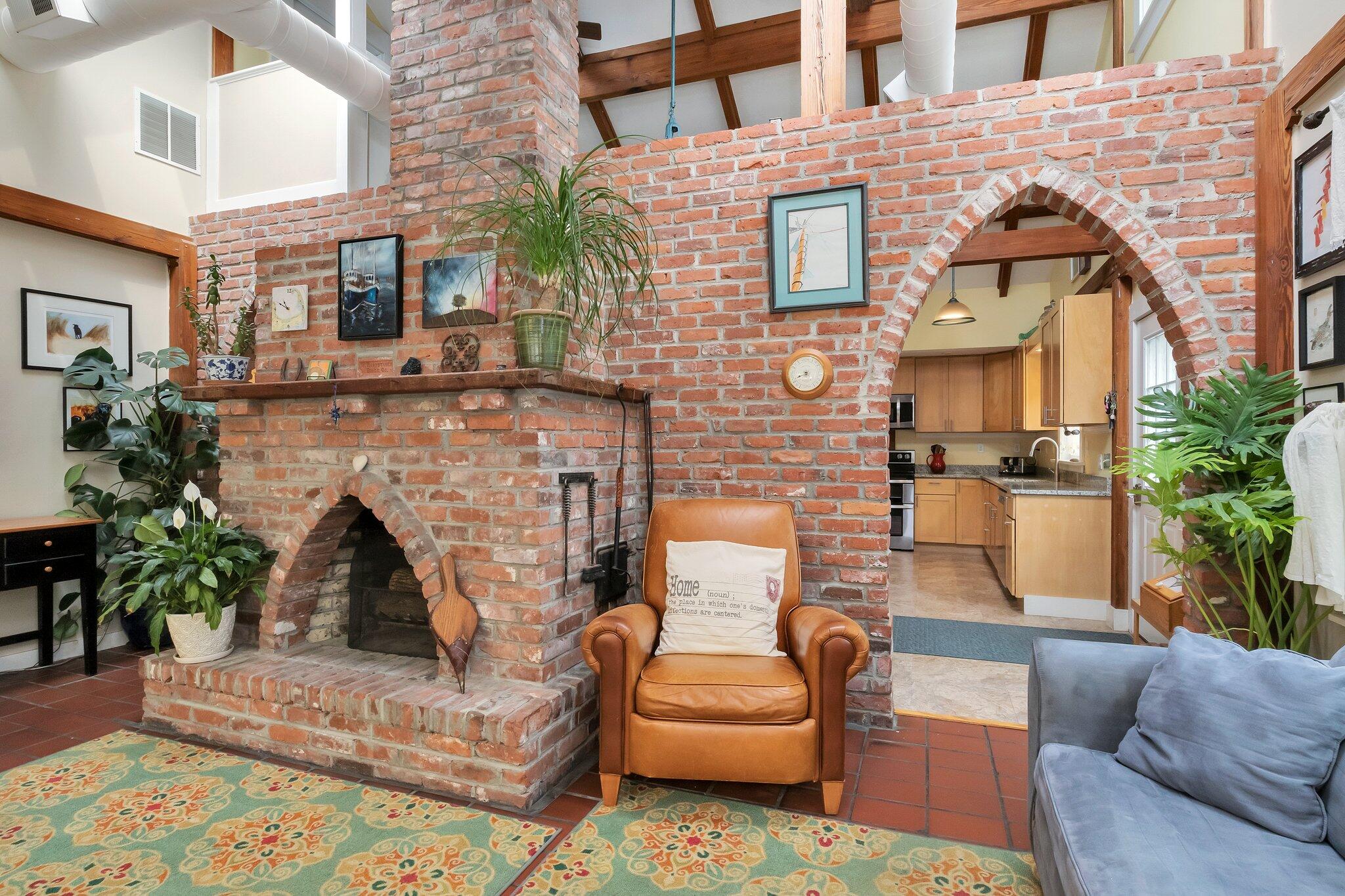 36 Bakers Pond Road Orleans, MA 02653 - Photo 13 of 50 a building outdoor space with patio furniture