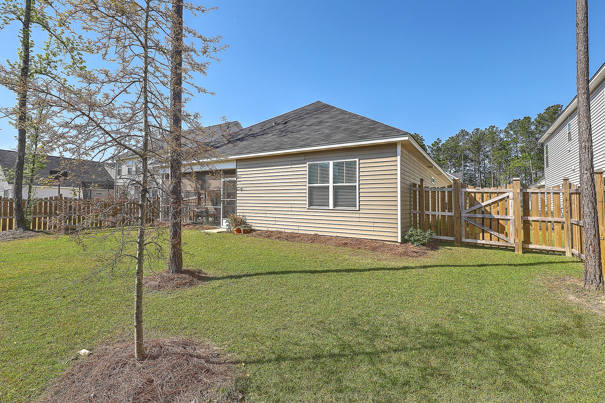 703 Kilarney Road Summerville, SC 29483 - Photo 31 of 31 Great outdoor space