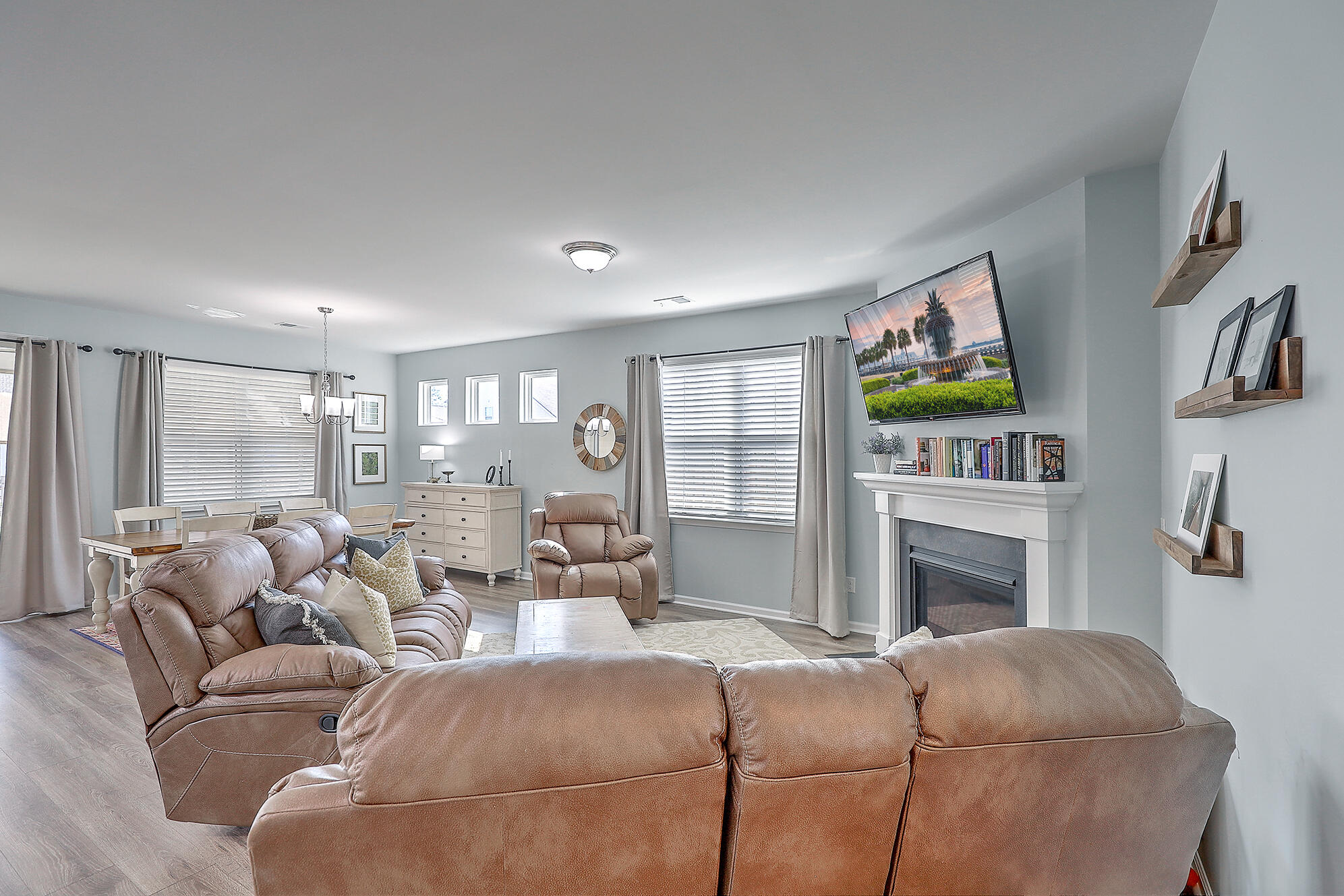 Great Room w/ cozy fire place.