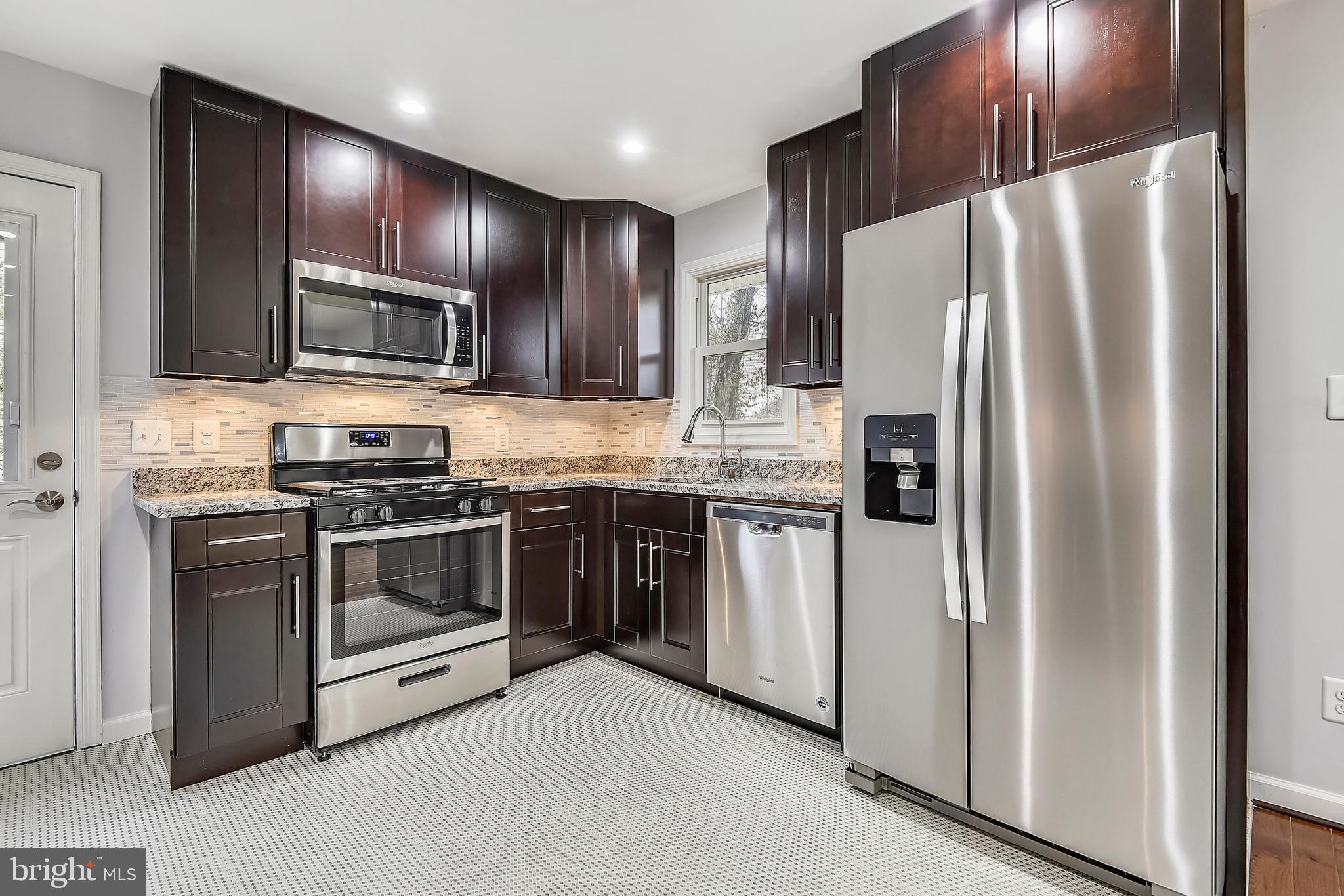 7804 Ashdale Road Capitol Heights, MD 20743 - Photo 11 of 29 Kitchen
